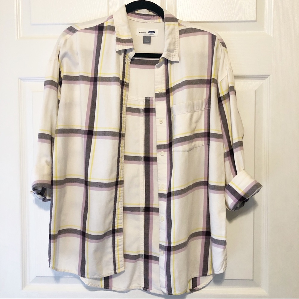 🌻 3/$25 Old Navy Boyfriend Plaid Button Down